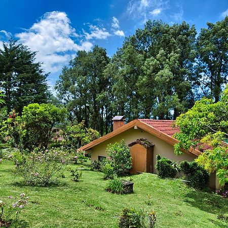 Hotel Villa Zurqui San Isidro  Экстерьер фото
